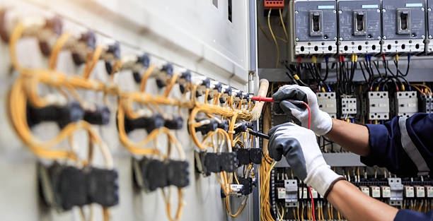 Professional Electrician technician working in Blanding, UT